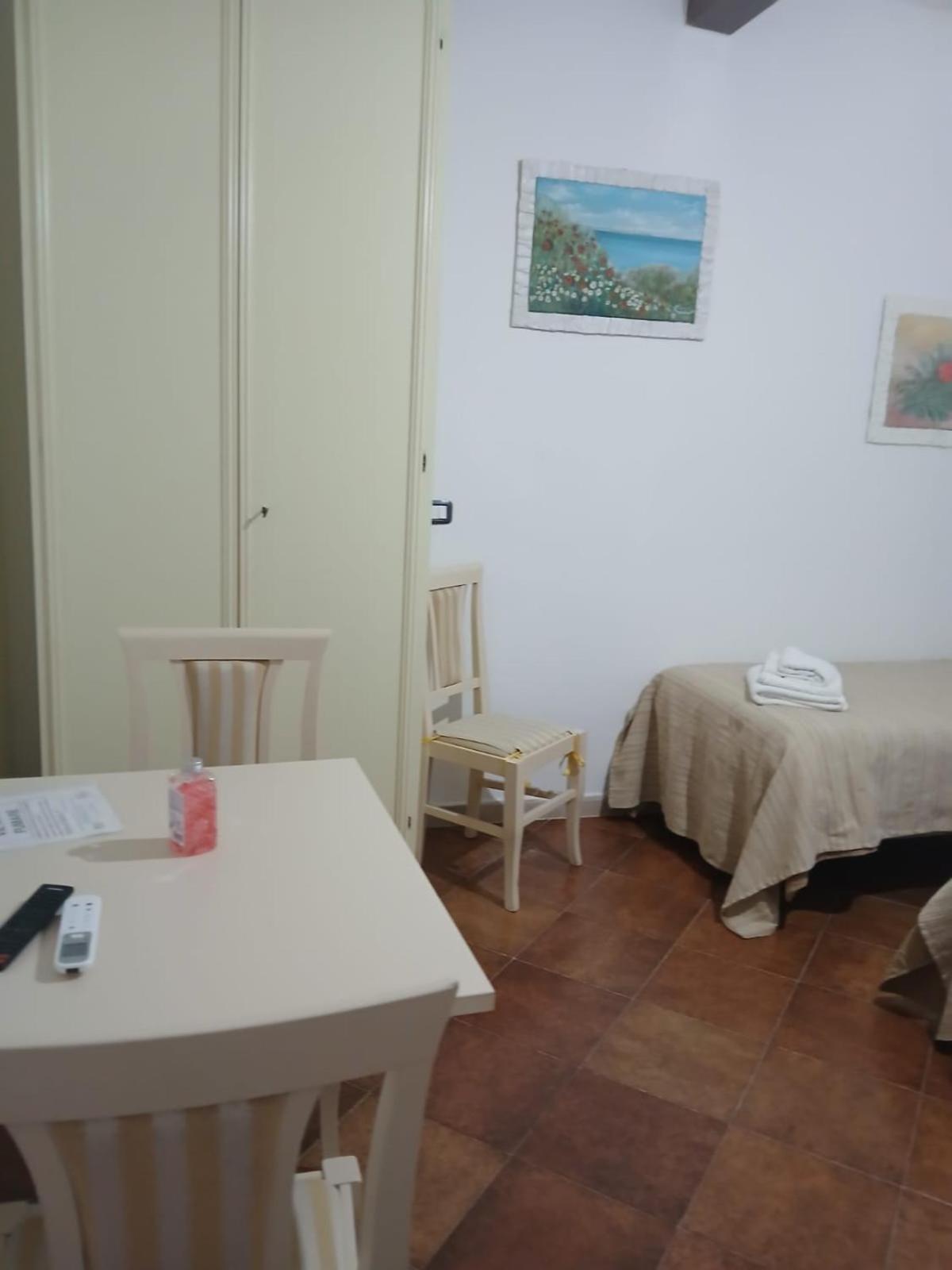 Hotel Dory Albinia Extérieur photo